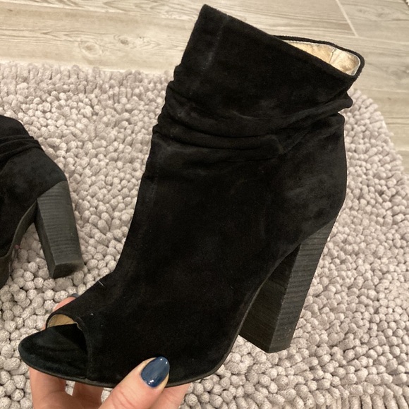 Suede booties - Picture 3 of 11